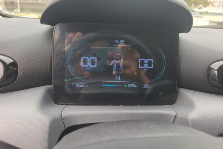 Used Leapmotor T03 2021 400 Lite Edition Lithium Iron Phosphate Instrument Cluster