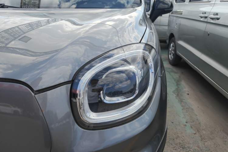 Used Leapmotor T03 2021 400 Lite Edition - Lithium-Ion Battery Left Front Headlight