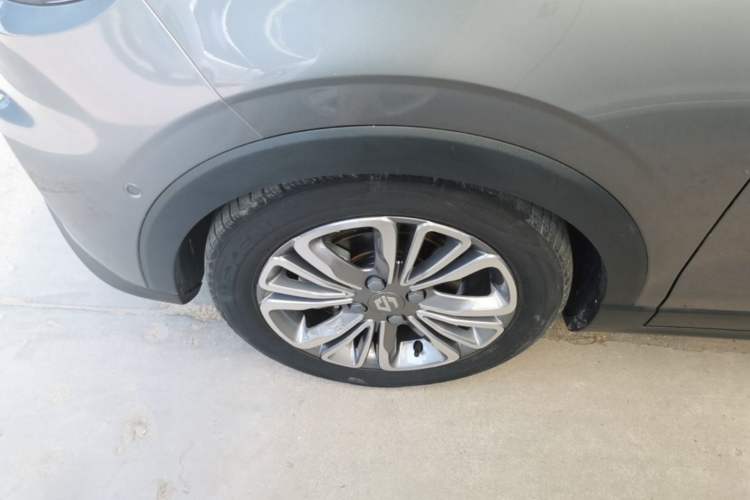Used Leapmotor T03 2021 400 Luxury Edition Left Front Wheel Hub
