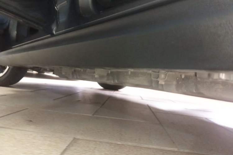 Used Leapmotor T03 2021 400 Micro-Sugar Version Left Side Sill