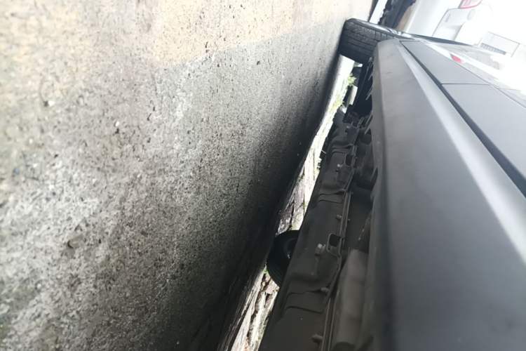 Used Leapmotor T03 2021 400 Micro-Sugar Version Left Side Sill