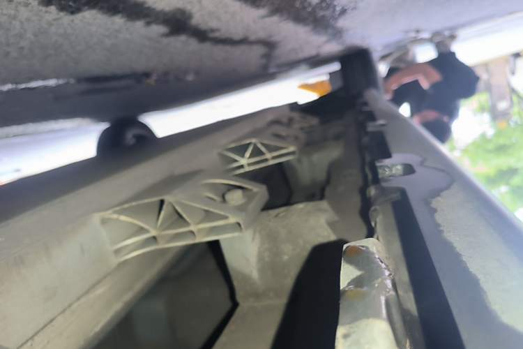 Used Leapmotor T03 2021 400 Lite Edition - Lithium-Ion Battery Left Side Sill