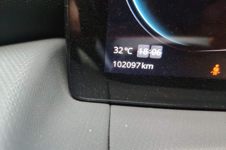 Used Leapmotor T03 2021 400 Luxury Edition Odometer Close Up