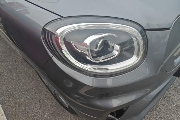 Used Leapmotor T03 2021 400 Lite Edition Lithium Iron Phosphate Right Front Headlight
