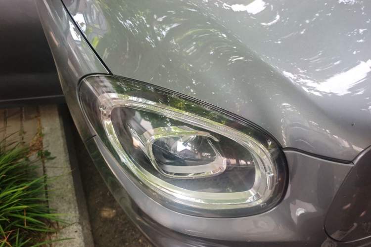 Used Leapmotor T03 2021 400 Lite Edition - Lithium-Ion Battery Right Front Headlight