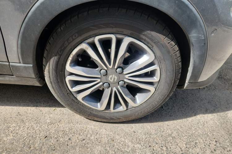 Used Leapmotor T03 2021 400 Luxury Edition Right Front Wheel Hub