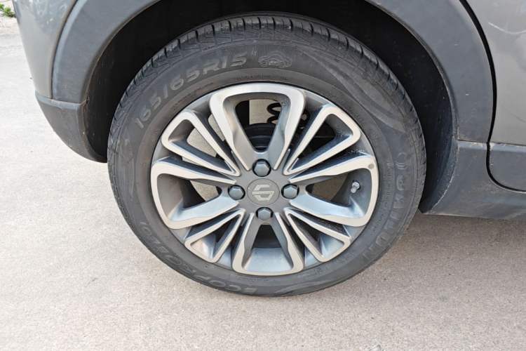Used Leapmotor T03 2021 400 Comfort Edition Right Rear Wheel Hub