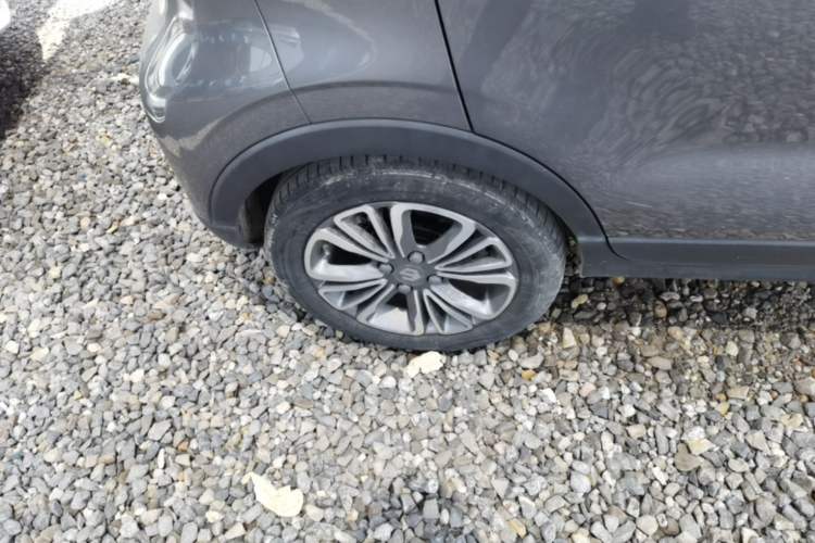 Used Leapmotor T03 2021 400 Online Booking Version Right Rear Wheel Hub