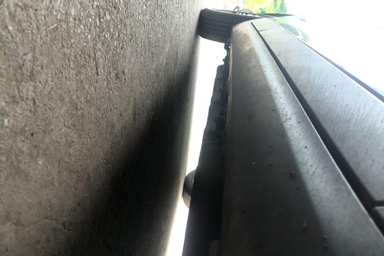 Used Leapmotor T03 2021 400 Lite Edition Lithium Iron Phosphate Right Side Sill