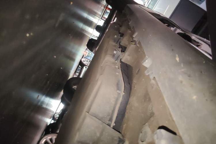 Used Leapmotor T03 2021 400 Comfort Edition Right Side Sill