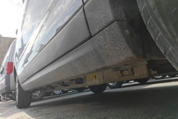 Used Leapmotor T03 2021 400 Lite Edition - Lithium-Ion Battery Right Side Sill