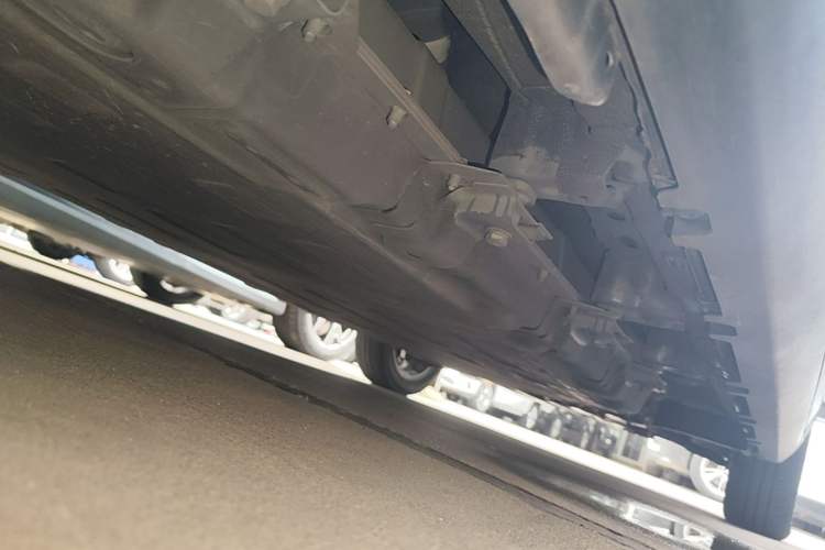 Used Leapmotor T03 2021 400 Comfort Edition Right Side Sill