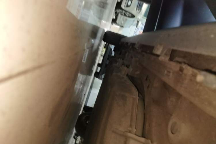 Used Leapmotor T03 2021 400 Lite Edition - Lithium-Ion Battery Right Side Sill