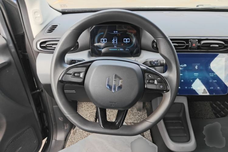Used Leapmotor T03 2021 400 Lite Edition - Lithium-Ion Battery Steering Wheel