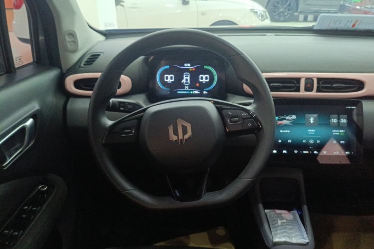 Used Leapmotor T03 2021 400 Lite Edition Lithium Iron Phosphate Steering Wheel