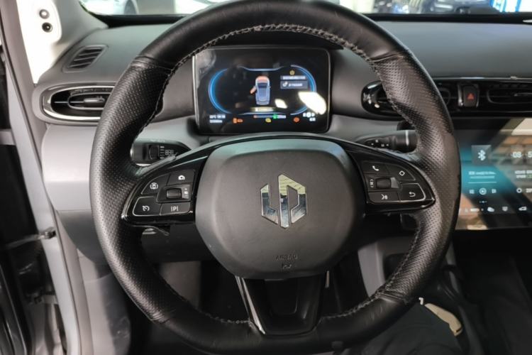 Used Leapmotor T03 2021 400 Luxury Pro Edition Steering Wheel