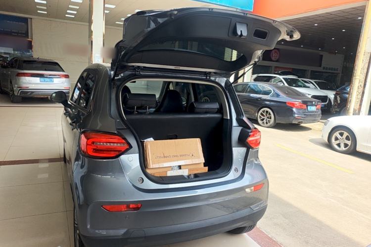 Used Leapmotor T03 2021 400 Lite Edition - Lithium-Ion Battery Trunk