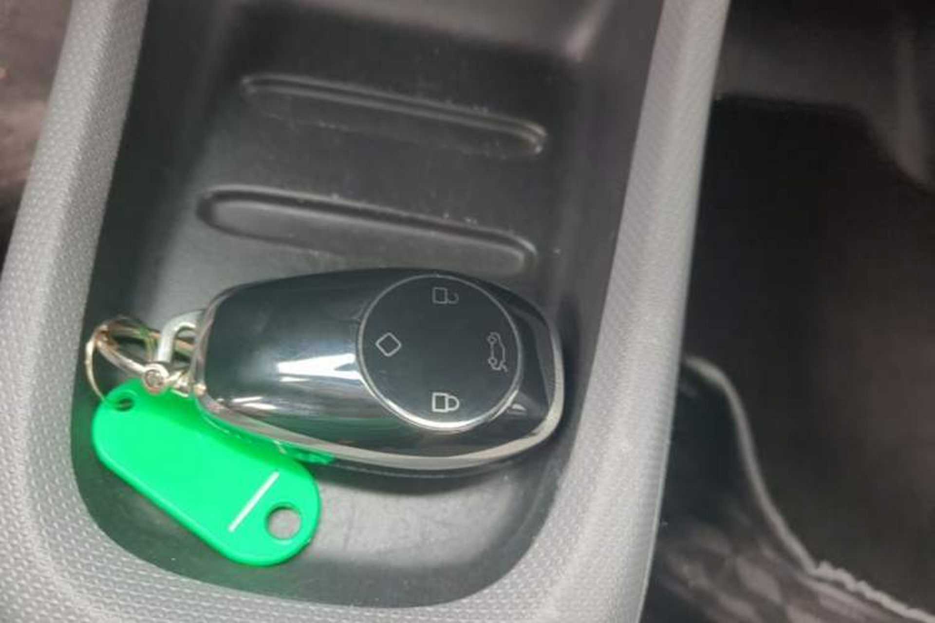 Used Leapmotor T03 2021 400 Lite Edition Lithium Iron Phosphate Vehicle Key