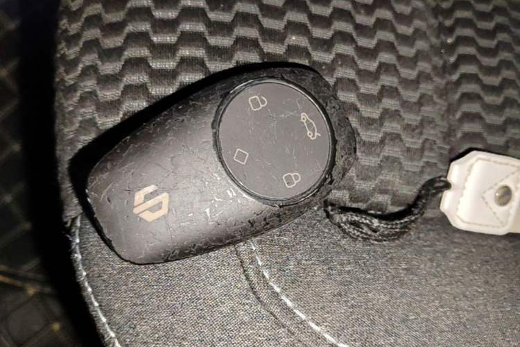 Used Leapmotor T03 2021 400 Lite Edition Lithium Iron Phosphate Vehicle Key