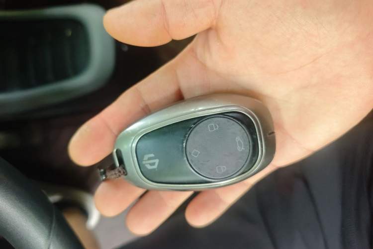 Used Leapmotor T03 2021 400 Lite Edition - Lithium-Ion Battery Vehicle Key