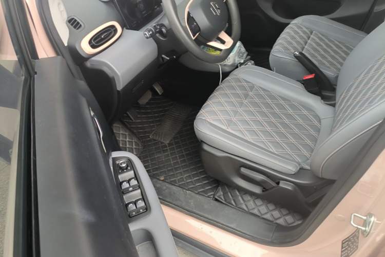 Used Leapmotor T03 2021 400 Comfort Edition Driver Seat