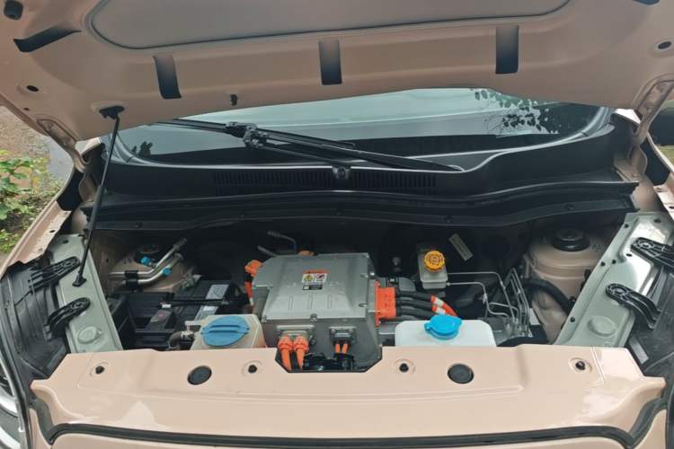 Used Leapmotor T03 2021 400 Micro-Sugar Version Engine Bay