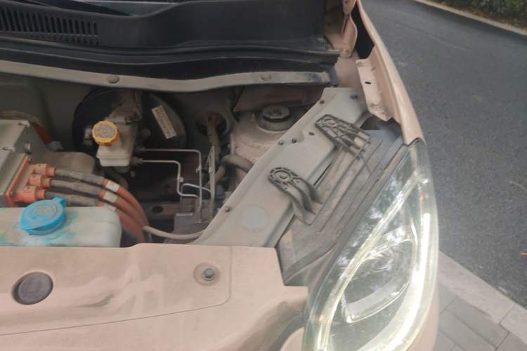 Used Leapmotor T03 2021 400 Luxury Pro Edition Engine Bay Left