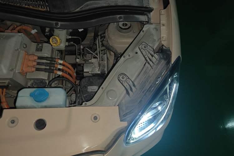 Used Leapmotor T03 2021 400 Luxury Edition Engine Bay Left