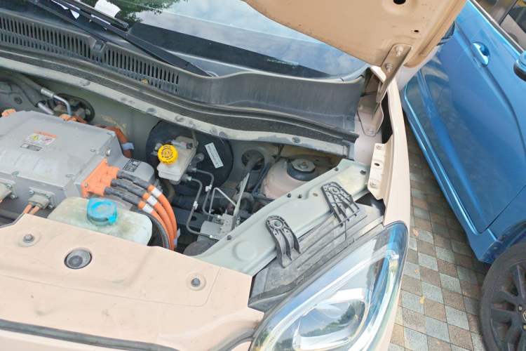 Used Leapmotor T03 2021 400 Luxury Pro Edition Engine Bay Left