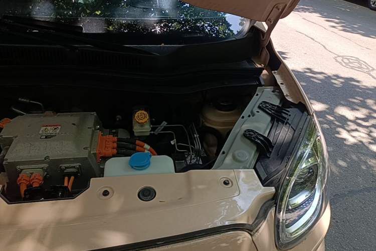 Used Leapmotor T03 2021 400 Comfort Edition Engine Bay Left