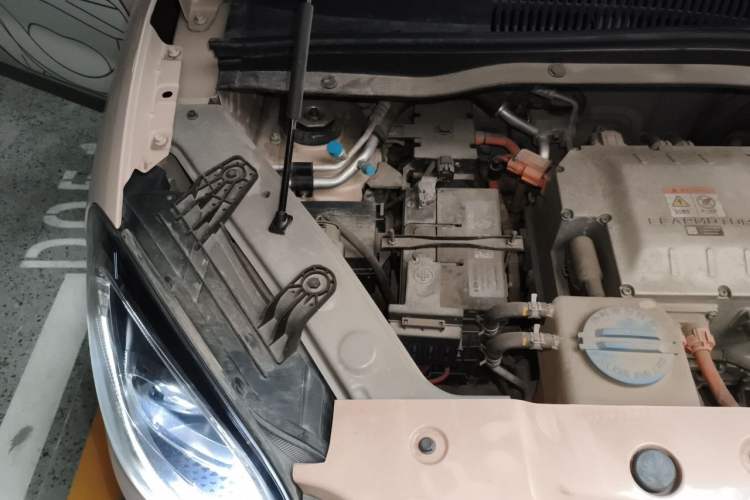 Used Leapmotor T03 2021 400 Luxury Edition Engine Bay Right
