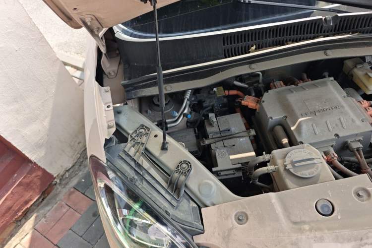 Used Leapmotor T03 2021 400 Luxury Edition Engine Bay Right