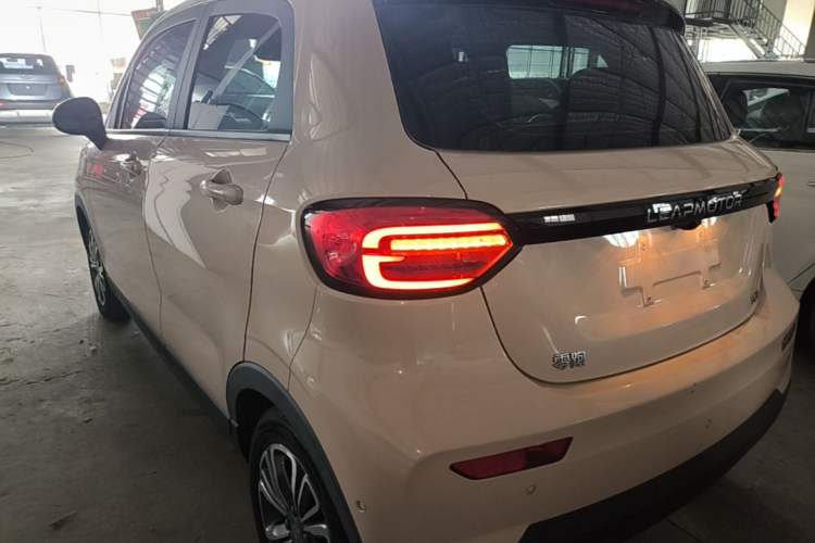 Used Leapmotor T03 2021 400 Luxury Edition Exterior 2