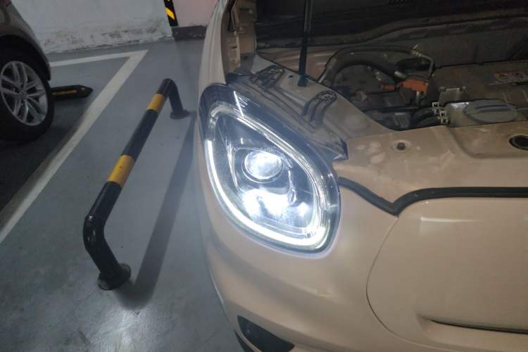 Used Leapmotor T03 2021 400 Lite Edition - Lithium-Ion Battery Exterior 6
