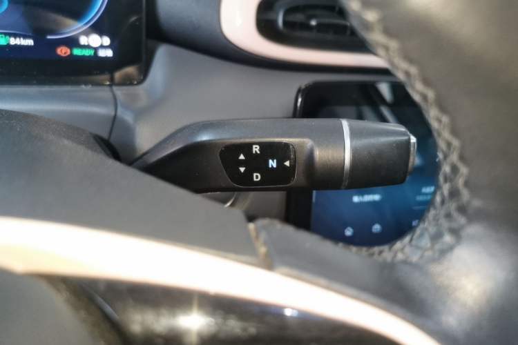 Used Leapmotor T03 2021 400 Luxury Edition Gear Lever