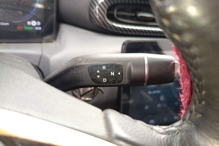 Used Leapmotor T03 2021 400 Comfort Edition Gear Lever