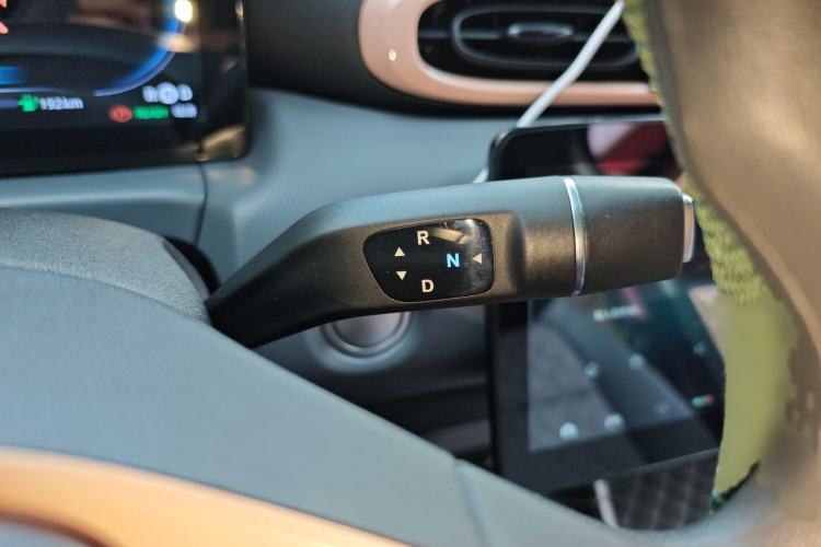 Used Leapmotor T03 2021 400 Comfort Edition Gear Lever