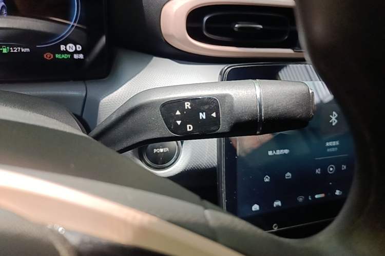Used Leapmotor T03 2021 400 Comfort Edition Gear Lever