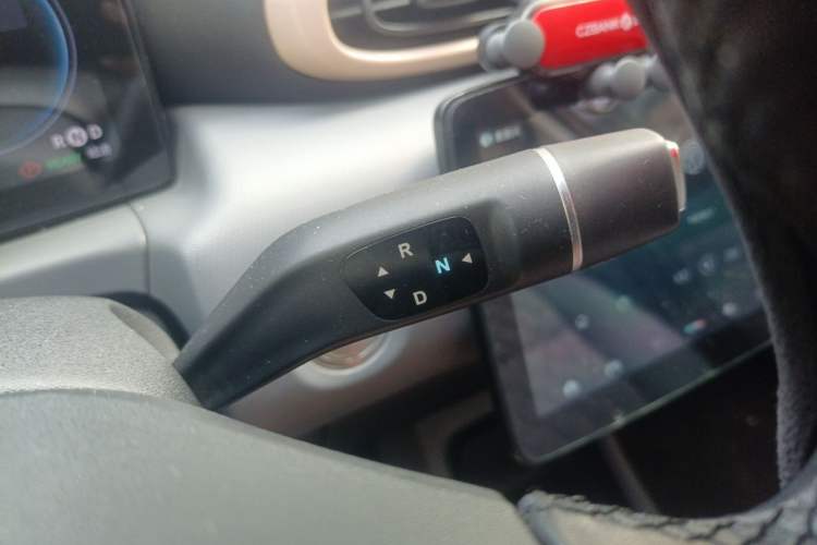 Used Leapmotor T03 2021 400 Luxury Edition Gear Lever