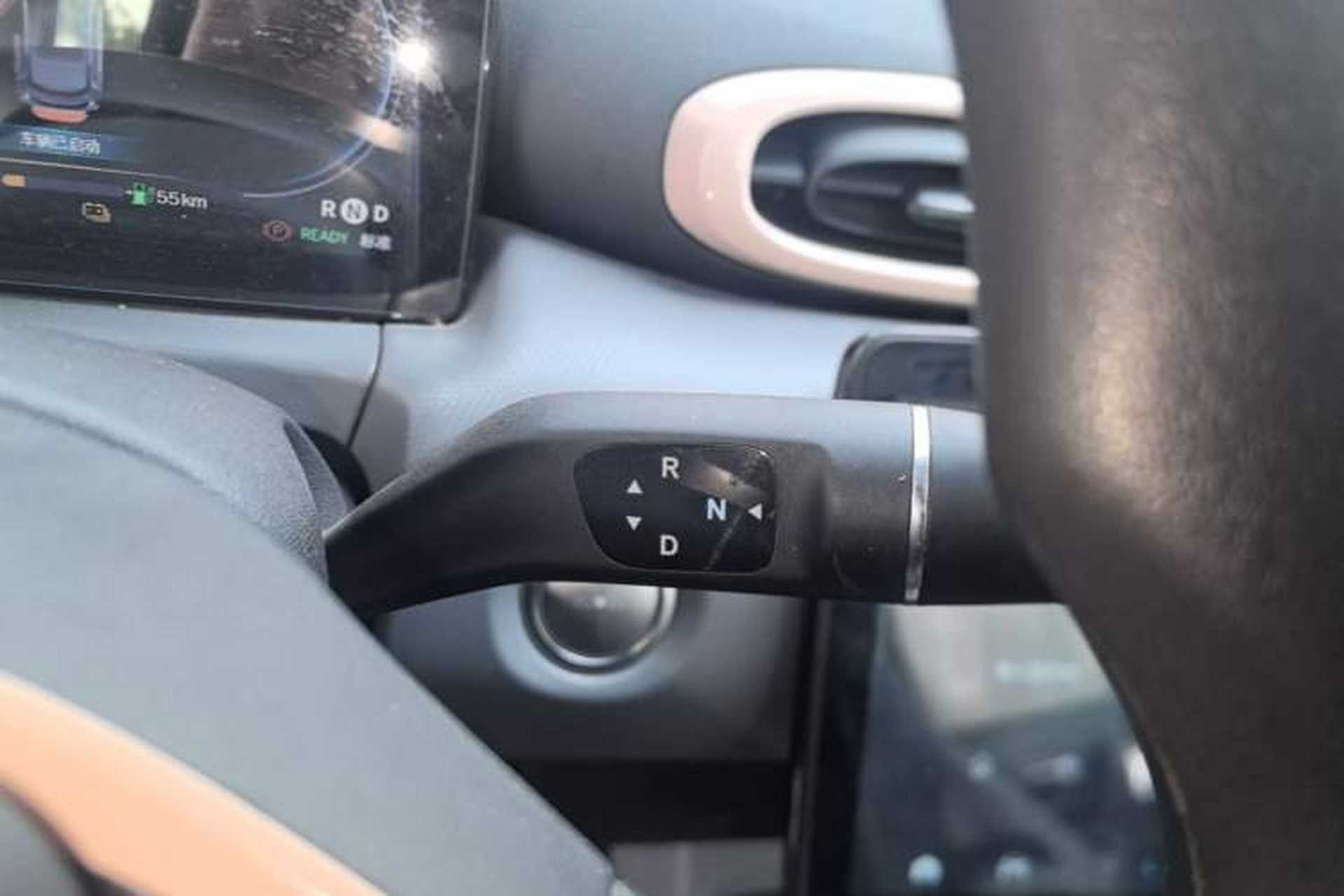 Used Leapmotor T03 2021 400 Comfort Edition Gear Lever