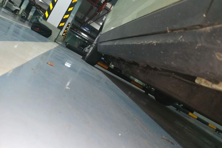 Used Leapmotor T03 2021 400 Luxury Pro Edition Chassis Front Right