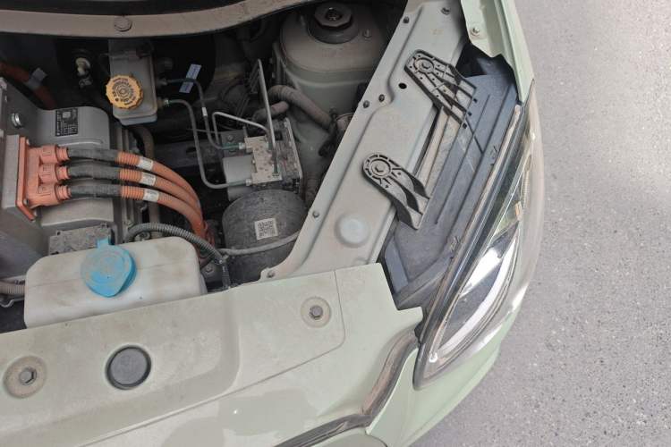 Used Leapmotor T03 2021 400 Luxury Pro Edition Engine Bay Left