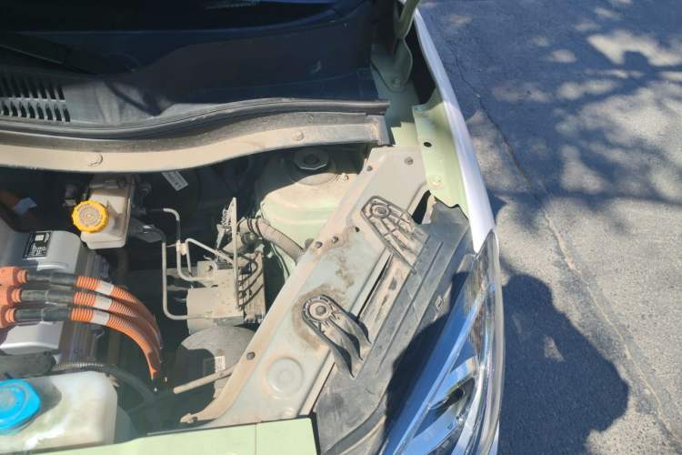 Used Leapmotor T03 2021 400 Luxury Pro Edition Engine Bay Left