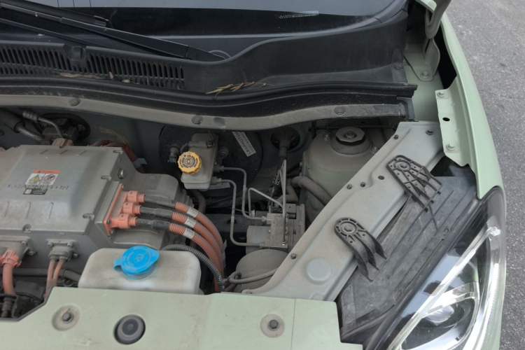 Used Leapmotor T03 2021 400 Luxury Pro Edition Engine Bay Left