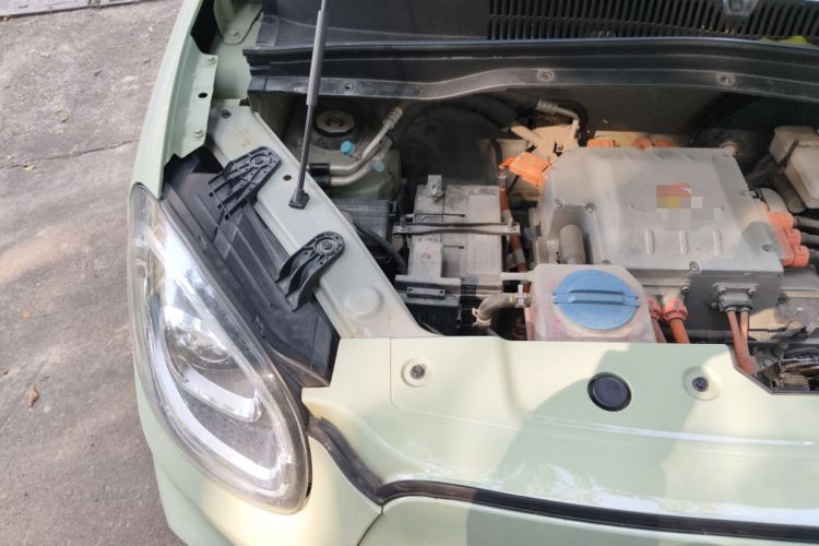 Used Leapmotor T03 2021 400 Luxury Pro Edition Engine Bay Right