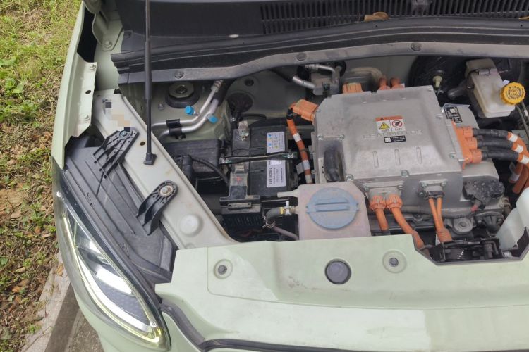 Used Leapmotor T03 2021 400 Luxury Pro Edition Engine Bay Right