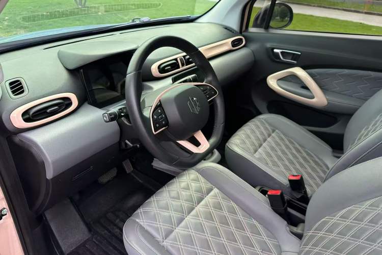 Used Leapmotor T03 2021 400 Luxury Pro Edition Interior 2