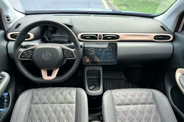 Used Leapmotor T03 2021 400 Luxury Pro Edition Interior 4