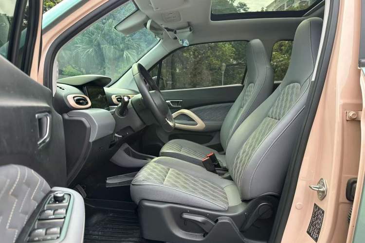 Used Leapmotor T03 2021 400 Luxury Pro Edition Interior 5