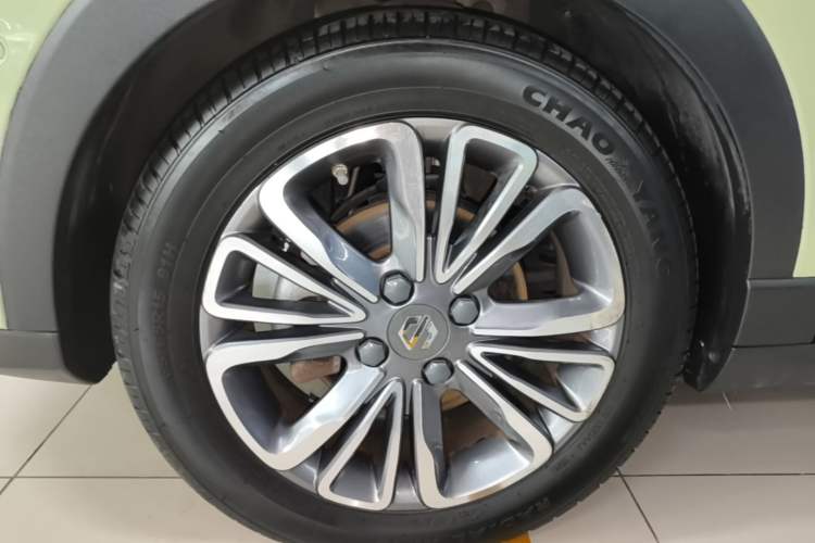 Used Leapmotor T03 2021 400 Luxury Pro Edition Left Front Wheel Hub